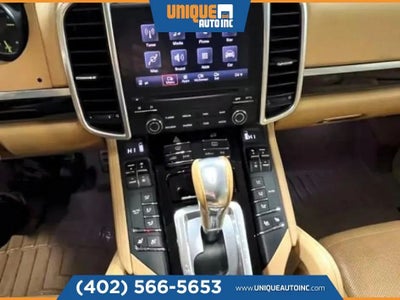 2017 Porsche Cayenne S E-Hybrid Sport Utility 4D