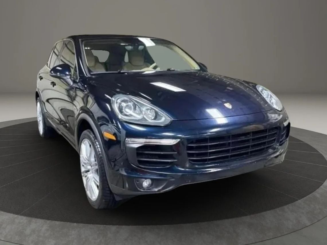 2017 Porsche Cayenne S E-Hybrid Sport Utility 4D